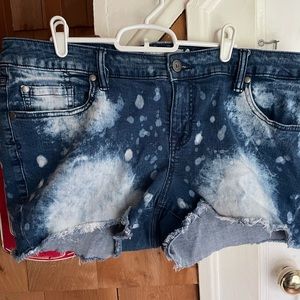 Torrid Shorts Size 16